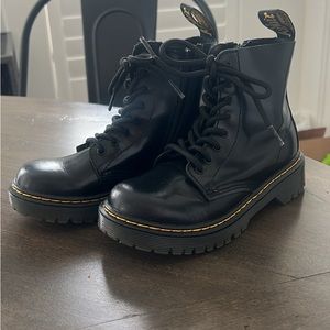 Doctor Marten Boots kids size 1 GUC